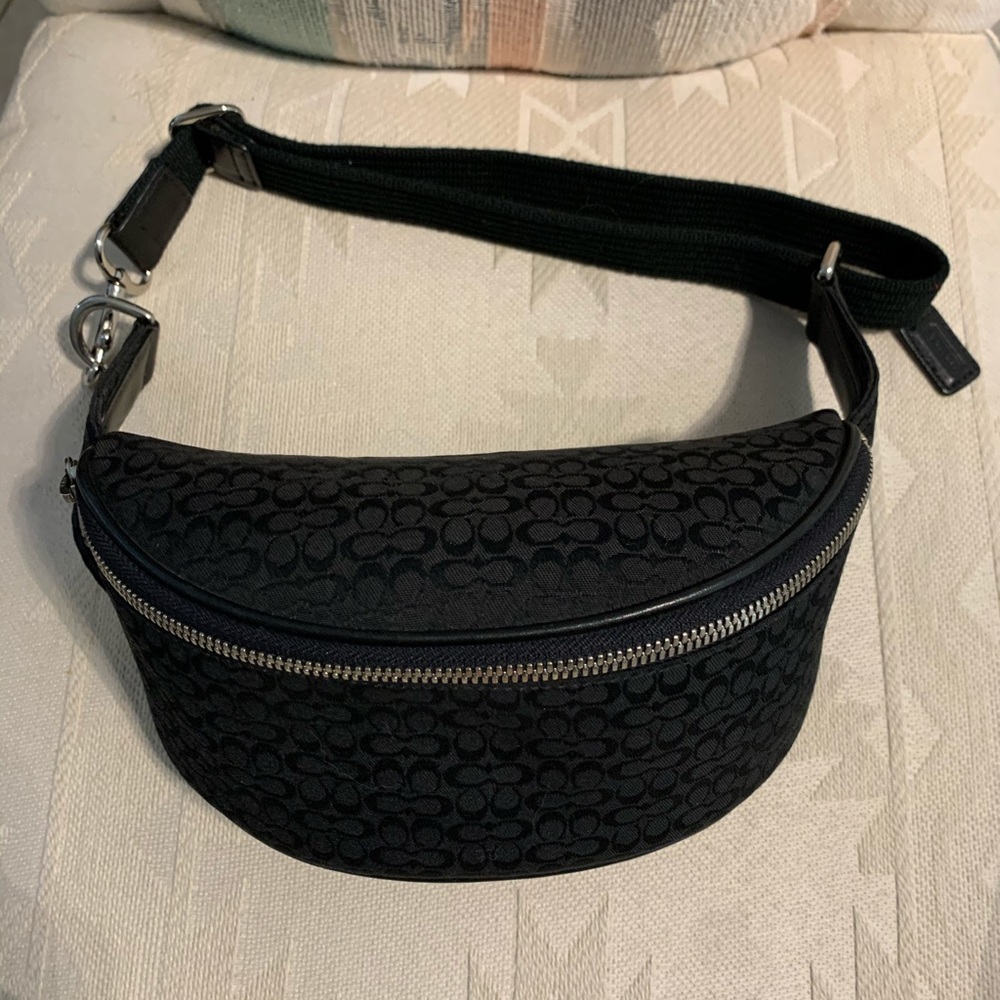 Coach Signature Fanny Pack